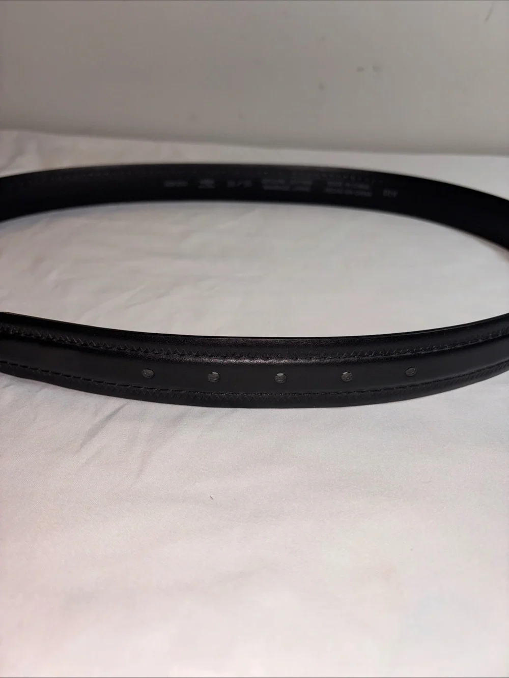 Dockers Classic Black Leather Belt with Gold Buckle. 888